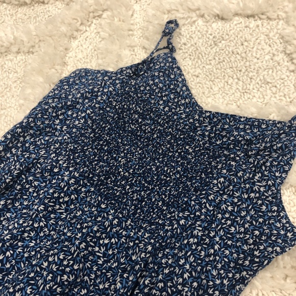 Dress - Picture 5 of 6